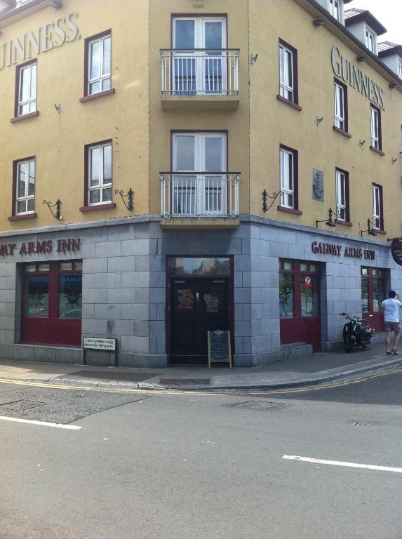 Galway Arms Inn Exterior foto